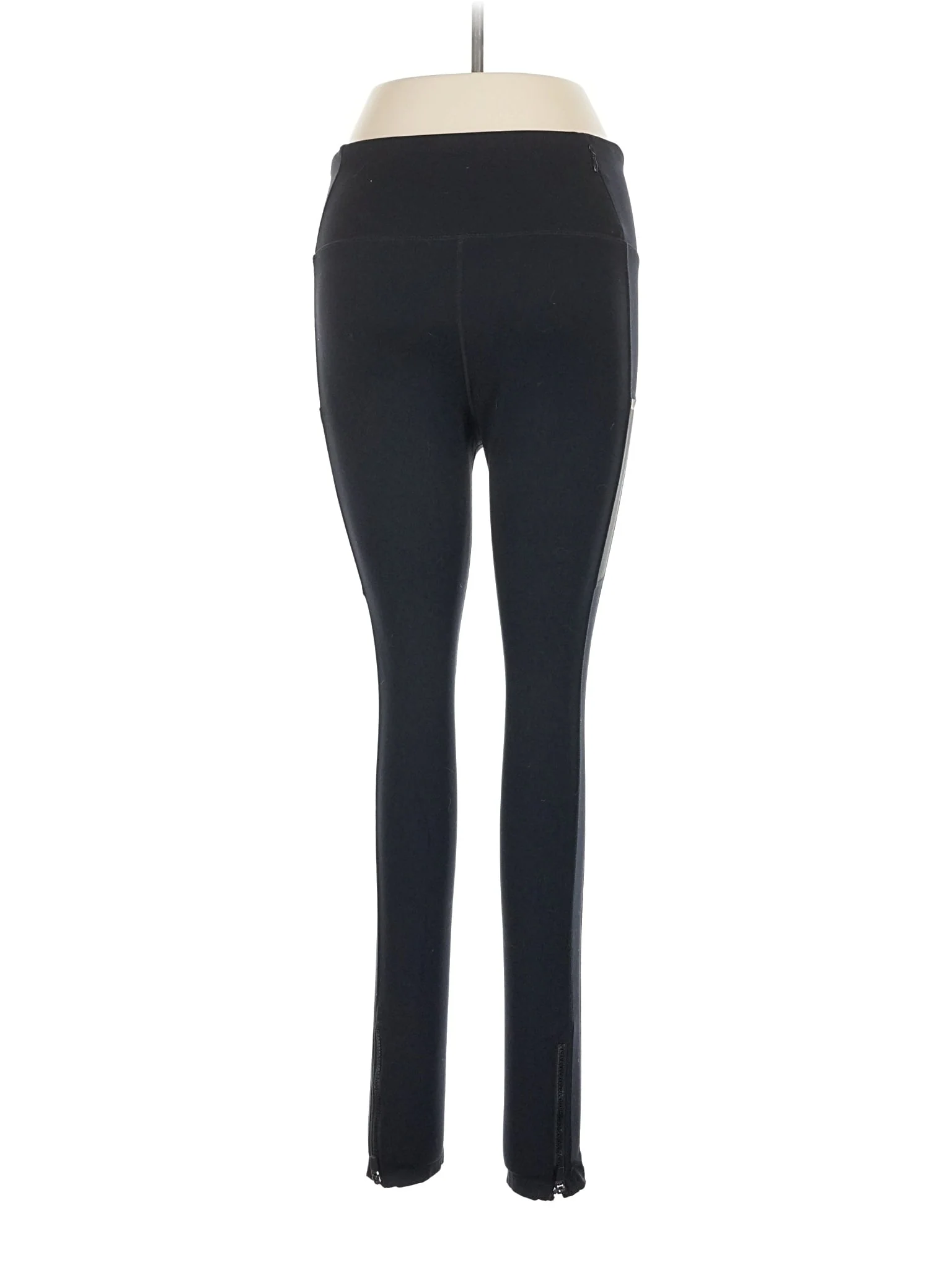 Active Pants - Image 2