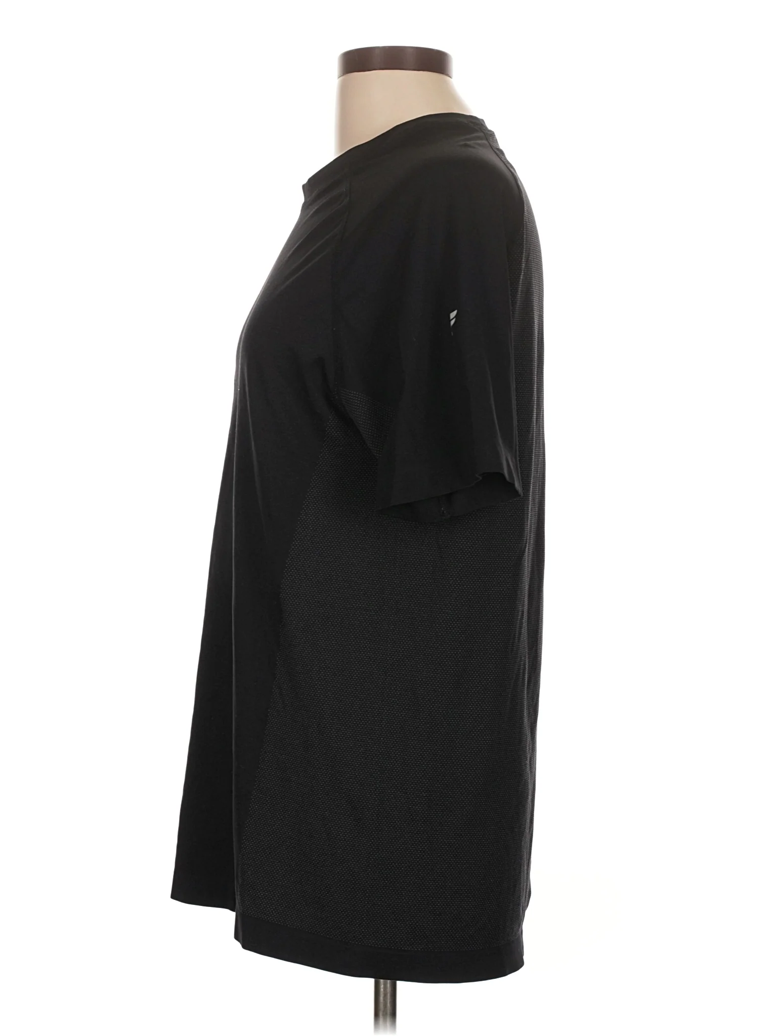 Active T Shirt - Image 4