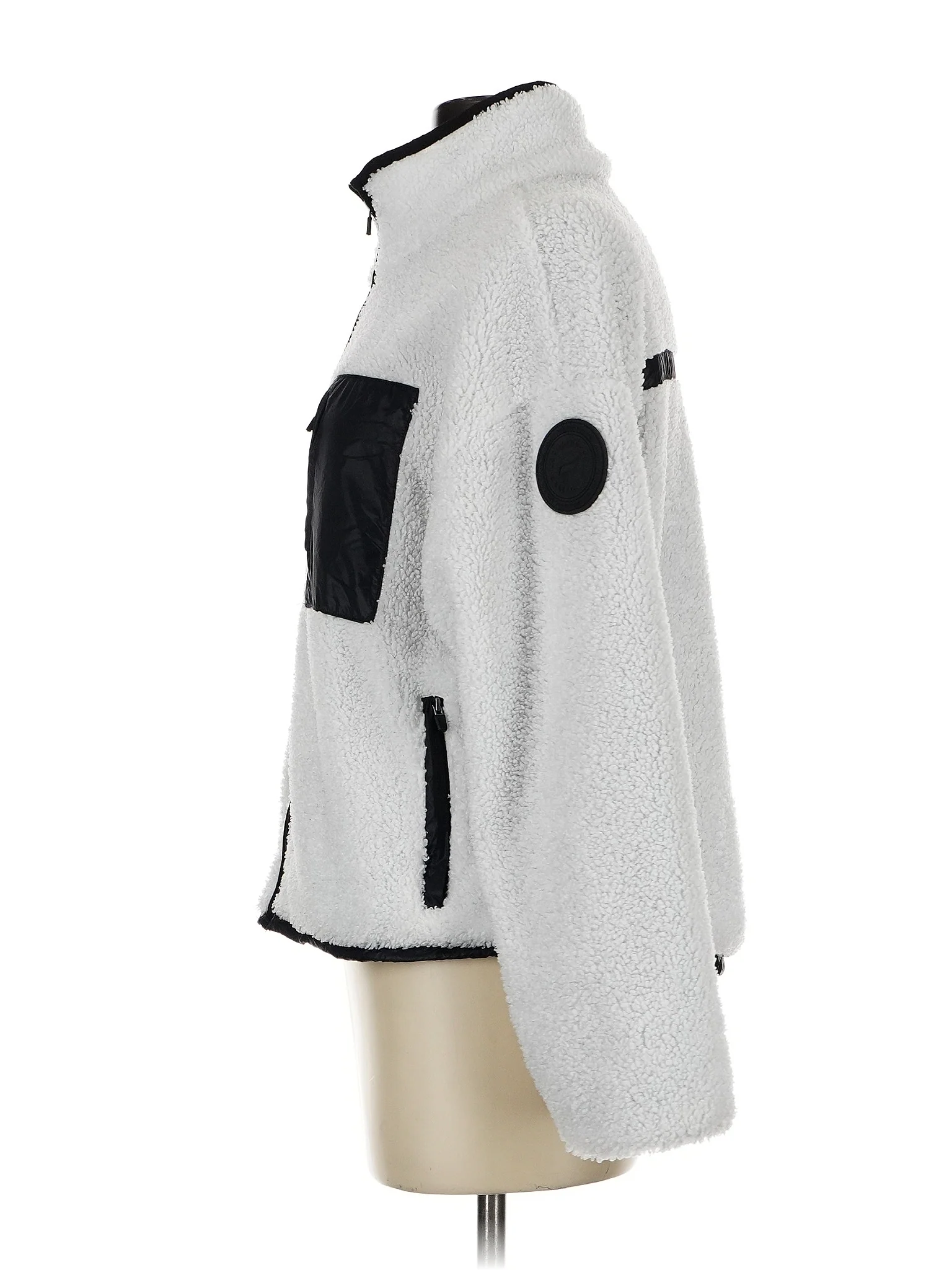 Fleece - Image 4