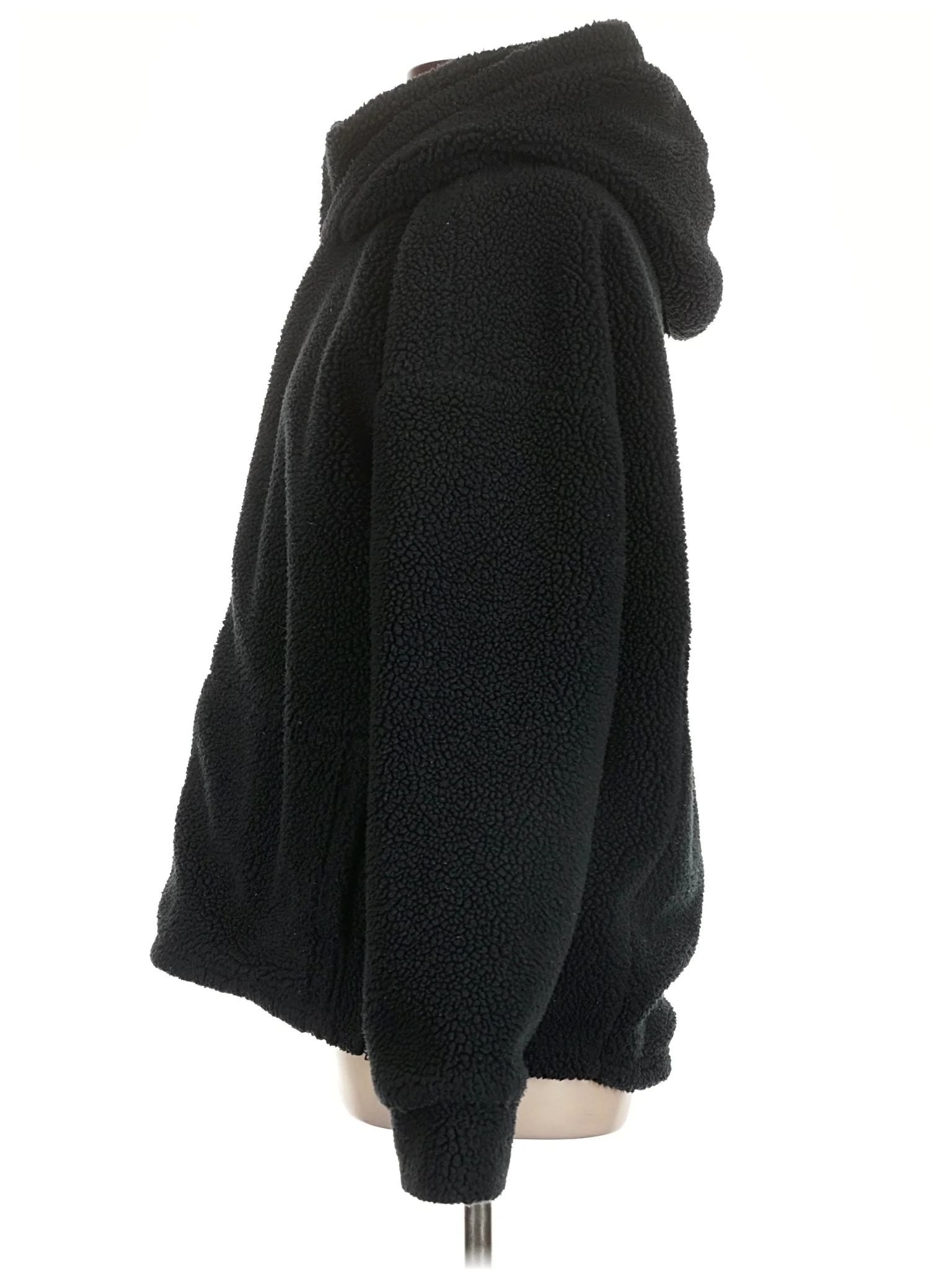 Fleece - Image 4