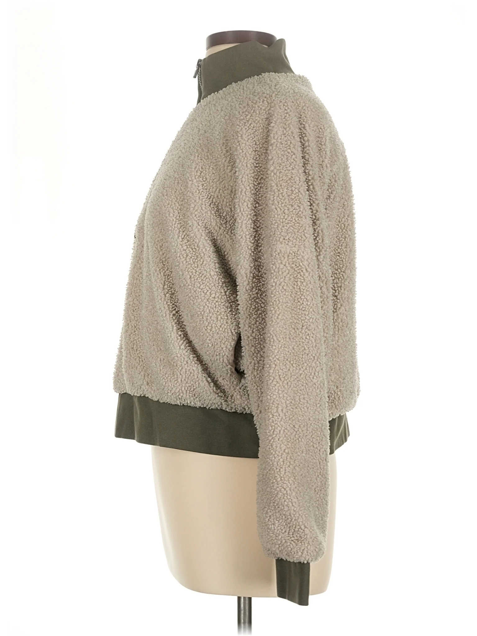 Fleece - Image 4